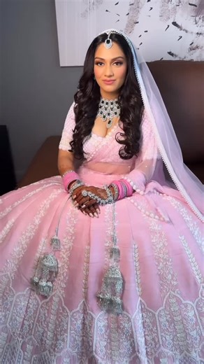 Doll gandhi(Purnima gandhi) on Instagram: "My 💞💞💞💞for my amazing bride #karnalmakeupartist #panipatmakeupartist #ambalamakeupartist #haryanamakeupartist #kurukshetramakeupartist #karnalmua #bridalmakeupartistkarnal #rohtakmakeupartist #bijnormakeupartist #meerutmakeupartist"