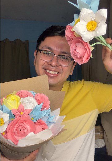 Respuesta a @paul_daniel99 segunda parteee, cualquier duda me pueden decir 💐 #origami #diy #crafts #tutorial #floresdepapel