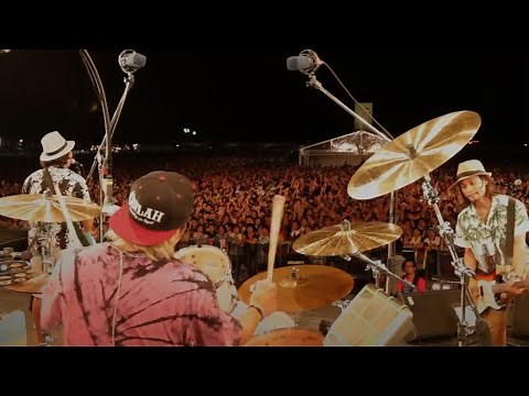 Mongol 800 - Chiisana Koi No Uta LIVE CONCERT