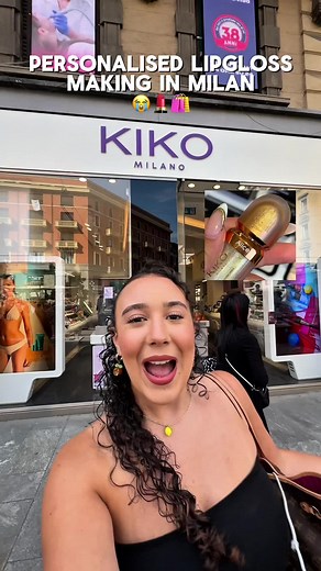 Personalised Lip Gloss Making Experience in Milan