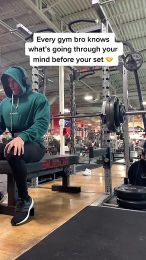 Yes, my string taste good leave me alone 🥲 #motivation #bodybuilding #dreamchaser #passion #aesthetic #fitness #fyp #benchpress