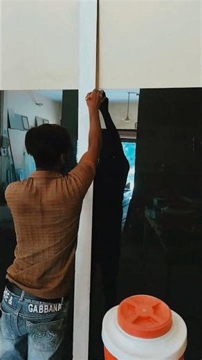 5mm Black Reflective Glass Cutting 🔥 Khadi Sheet Cutting Skills ‪@SayyedabbasZaidiGlass‬