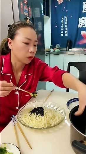 Fine then, I'll finish everything myself. No regrets! #Hilarious #FunnyCouple #Mukbang