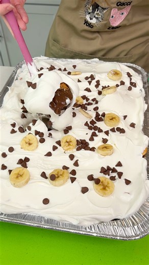 Easy No Bake Dessert! I make a delicious chocolate banana pudding! | Shauna M