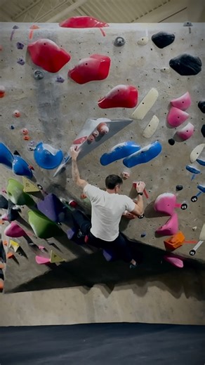 Fun steep bouldering at Climber’s Rock