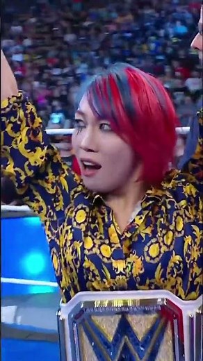 Asuka is presented with the NEW WWE Women’s Championship