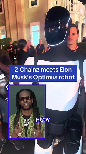 Rapper 2 Chainz got up close and personal with Optimus, Tesla’s humanoid robot, at the company’s robotaxi event in Los Angeles. Elon Musk says they will eventually sell for $20,000 to $30,000. What would you do with an Optimus robot? 🎥 Instagram / 2chainz #optimus #tesla #elonmusk #robot #ai #tech