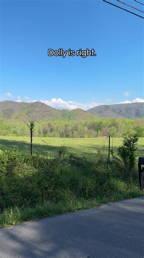Tennessee's Smoky Mountains & Dolly Parton Charm