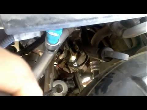 2007 Chevy Silverado 2500HD Diesel Fuel Filter Replacement