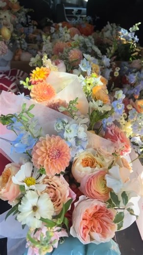 2025 was such a full, beautiful year! Love looking at these delivery videos. Nothing like a gorgeous trunk meadow! 😍😂 | Thistle & Flùr