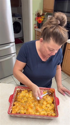 4 Ingredient Hotdog Tater Tot Casserole Recipe 👇 #fypシ゚viralシ #fypシ #Dinner #momlife #food #foodie #yum | The Lazy K Kitchen