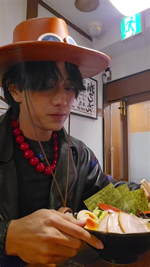 lim (@lim.cosfit)’s videos with Japanese-style dramatic piano song - スタジオ Music Rabbit