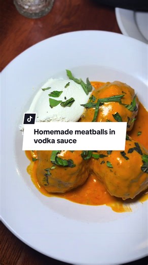 The best appetizer 🫶🏻 Three homemade meatballs with our scratch made vodka sauce, a dab of ricotta, and fresh basil 🌿