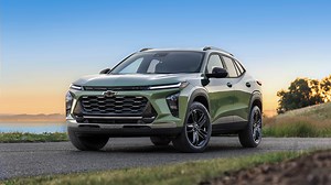 2024 Chevrolet Chevrolet_trax Photos: Interior, Exterior, and Videos