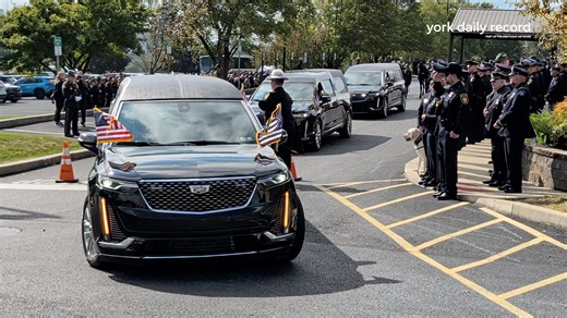 Watch conclusion of memorial service for 3 fallen officers with flyover and gun salute