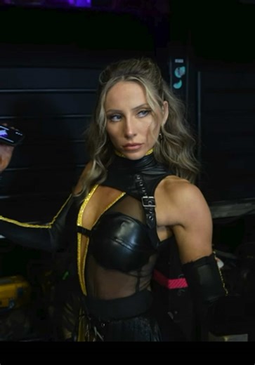 It wasn’t her fault omg 😩 her hair got stuck 🥹❤️‍🩹 #alixdancing #instantdance #chacha #fail