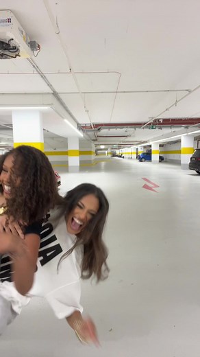 @cosima @Alexia | alexia boyfriend