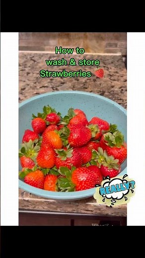 The Right Way to Wash & Store Strawberries — No Mold, No Waste! #KeepItFresh #NoMoreMold #FoodHack