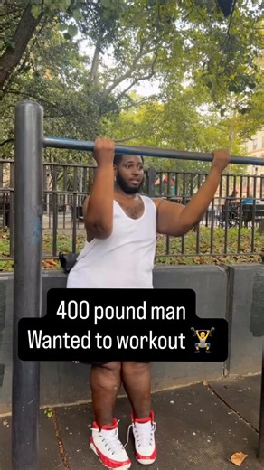 400-pound man begins his fitness journey 🙏