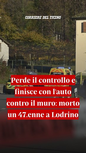 12K views · 437 reactions | A nulla sono serviti i tentativi di rianimazione dei soccorsi: un 47.enne è morto, questa mattina a Lodrino, in un grave incidente stradale. L’uomo, dopo aver perso il controllo della sua vettura, si è schiantato contro il muro #incidente #lodrino #ticino #riviera #biasca #cdt #corrieredelticino | Corriere del Ticino | Facebook