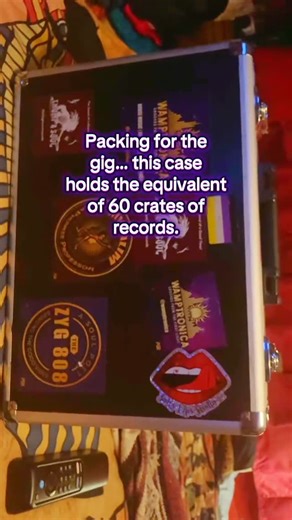 WAMPTRONICA | Blending grooves in the era of the controller… #housemusic #thumpnsoulsession #deepafrojazzhouse #houseofwamptronica #housemusicevents | Instagram