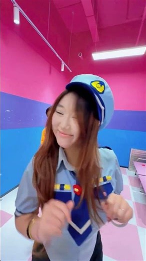 Who exactly stole Harley Quinn's clothes#joker#shorts#Harley