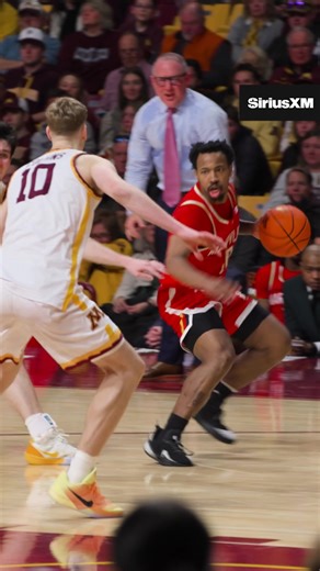 Diggy makes ‘em dance 🕺 | baseball players dancing