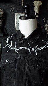 81K views · 18 reactions | Chainstitch barbed wire denim jacket  by @folk.lord . Chainstitch embroidery is a great way to get clean looking designs like this one! . Would you wear this? . . . . . . . #punkfashion #punkstyle #punkaesthetic #barbedwire #chainstitching #chainstitchembroidery #embroiderydesign #embroiderersofinstagram #denimfashion #denimjacket | Custom WearHouse | Facebook
