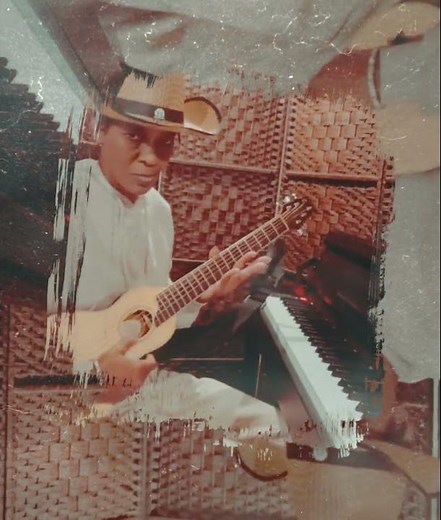 Hello stranger/ Carrie Lucas. Cello & Strings Keyboard/ TAM RIDD