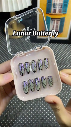 Iridescent wings, moonlit shimmer, and magical elegance. 🌙#nail #nailart #packing #packingnail #asmr