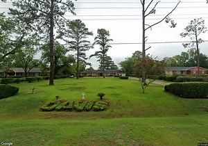 3520 Blue Springs Rd, Albany, GA 31721 | Homes.com