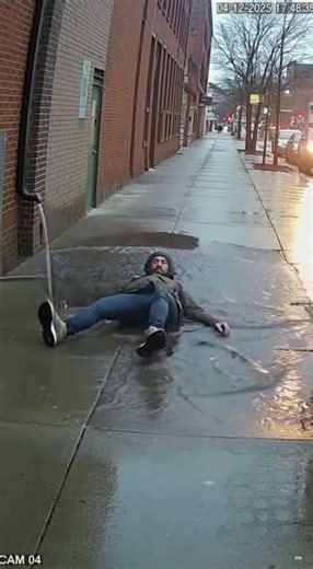 What was that? #CCTV #SecurityCamera #FunnyShorts #CaughtOnCamera #ComedyVid