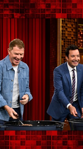 #BobbyFlay and Jimmy try to flip as many burgers with a spatula as they can in 30 Seconds To… 🍔 #FallonTonight | The Tonight Show Starring Jimmy Fallon