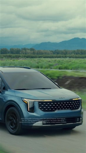 Ride comfortably in the new Kia Carnival, with best-in-class passenger space. | Kia America