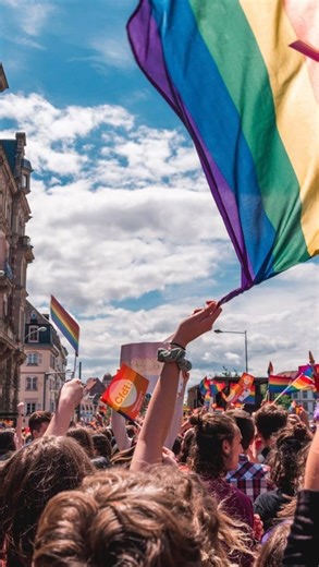 My Spouti on Instagram: "Ready to skip those bathroom lines during festival season? We got you covered with Spouti™ 😎 Stay dry, leak free, and skip those gross bathrooms! Get yours for the next festival through the link in our bio. #pride #myspouti #gbtapride #loveislove #transproducts #transbodypositivity #disabilitypride #disabilityawareness #standtopee #transmen #stp #transfriendly #transmenhealth #catheter #transmenofig #urinaryaid #pridefestival"