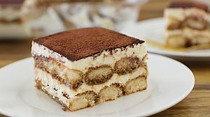 Classic Italian Tiramisu 😍 | The Cooking Foodie