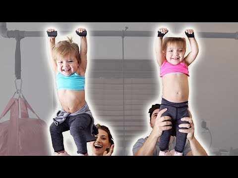 HILARIOUS FAMILY WORKOUT CHALLENGE!