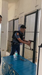 760K views · 10K reactions | Sa pagitan ng rehas, may mga pusong nangangailangan pa rin ng paglingap. At sa bawat pag-abot ng kape, ipinapakita naming hindi kami nagtatapos sa pag-aresto… kundi sa pag-alaga. #SerbisyongMayPuso #AlagaHindiPabaya #HustisyangMayKalinga | Herbert S. Jumalon | Facebook