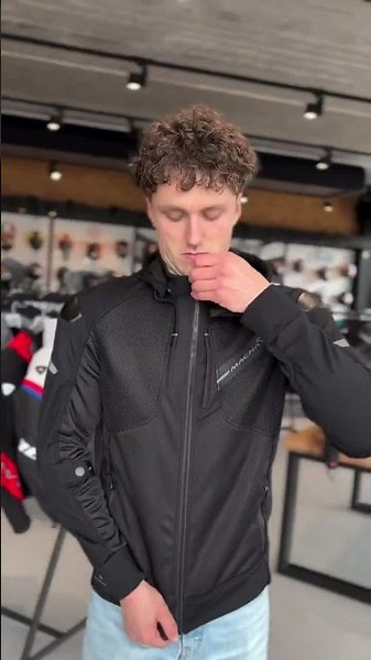 🏍️ The Motorcycle Hoodie That Turns Into a Backpack 🔥 | FortaMoto.com