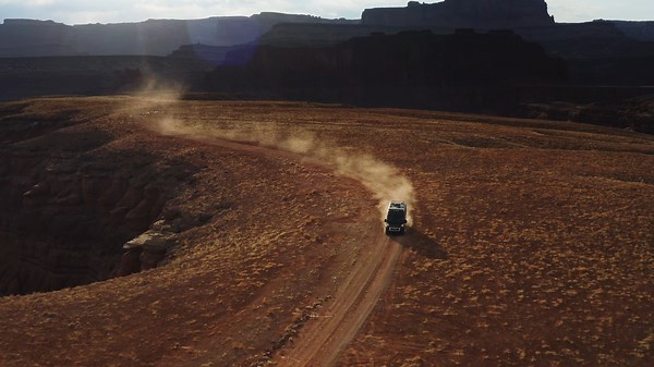 Class B Camper Vans 🤝 #VanLife Here are some of the most common questions and answers about Class B Camper Vans to help you decide if this is the right RV for you: go.thorindustries.com/faq-class-b-camper-van | THOR Industries, Inc.