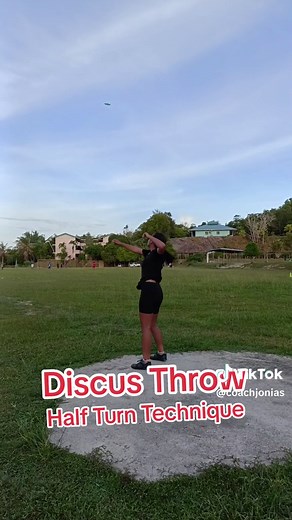 Mastering the Half Turn Technique in Discus Throw