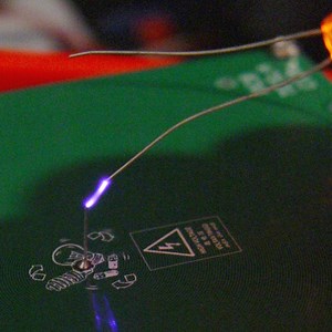 Easy Open Tesla coil on PCB