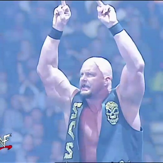 Stone Cold Steve Austin's entrance at Wrestlemania 18 against Scott Hall. 🔥🔥🔥🔥 #stonecoldsteveaustin #scotthall #nwo #stonecold #steveaustin #austin316 #texasrattlesnake #toughestsob #bmf #dta #badass #greatestofalltime #attitudeera #wwfattitude #wweattitude #wrestlemania #wrestling #prowrestling #sportsentertainment #2002