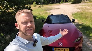 Mazda MX5 Keeps Driving Simple Light and Fun