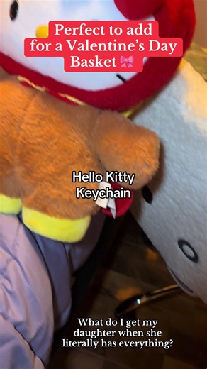 Hello Kitty Keychain for Valentine's Day Gifts