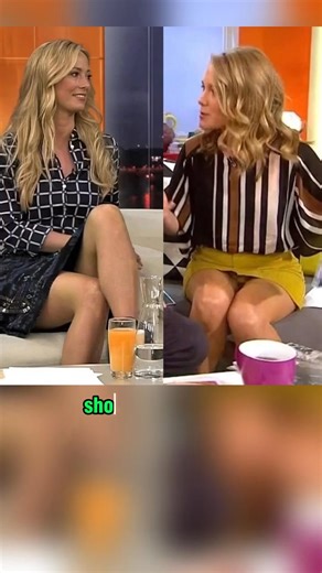 SHOCK A television host unexpectedly revealed her cat during a live broadcast prompting astonishment among viewers Check- Video in Comment!👇👇👇 | The Fact File