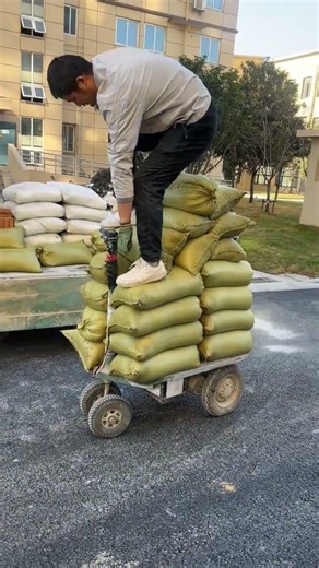 This is so Cool Electrical machine #cement #transport #truck