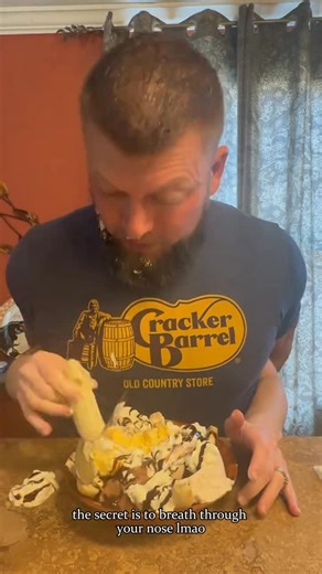 MiniMarvels on Instagram: "🍔🤣🤣😍#fyp #funny #cute #usa #foryou"