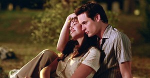 6 Teen Romance Movies on Netflix That Will Have You Feeling Super Emotional