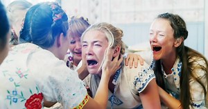 Florence Pugh Said She Couldn't Stop Sobbing After Filming The Intense "Midsommar" Crying Scene